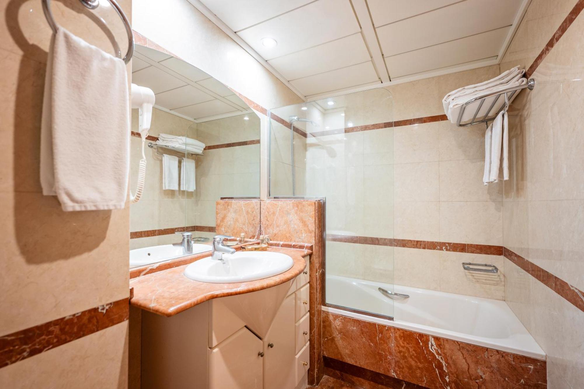 برشلونة Apartaments Marina - Abapart المظهر الخارجي الصورة
